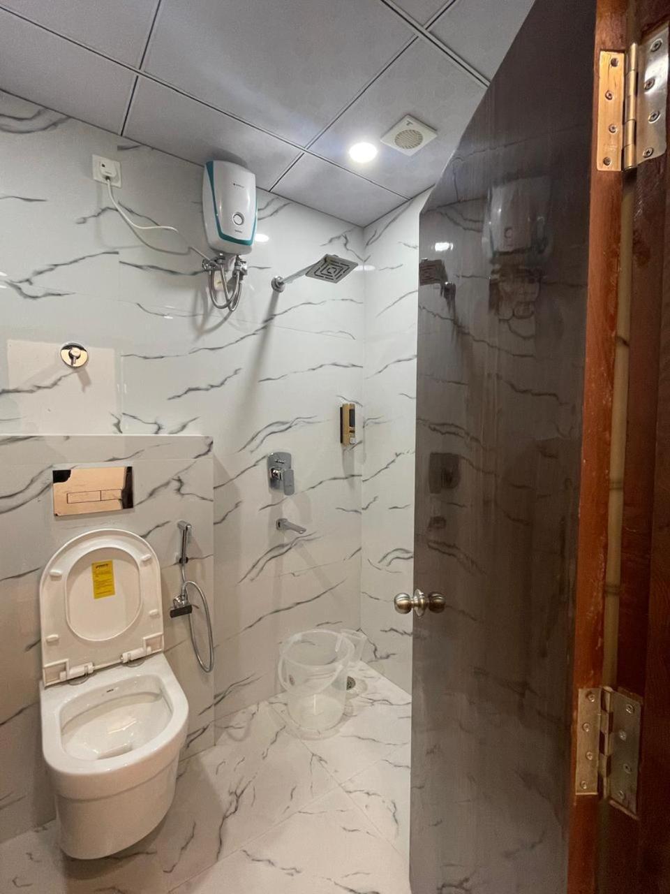 Kashi Imperial Bed & Breakfast Варанаси Екстериор снимка